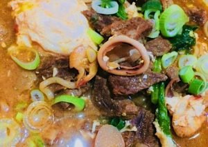 Resep: Ramen Tomat Dengan Bakso Sapi dan Babi